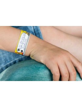 Así es la pulsera identificativa que puede evitar que tu hijo se